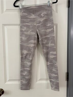 Athleta Elation 7/8 Legging